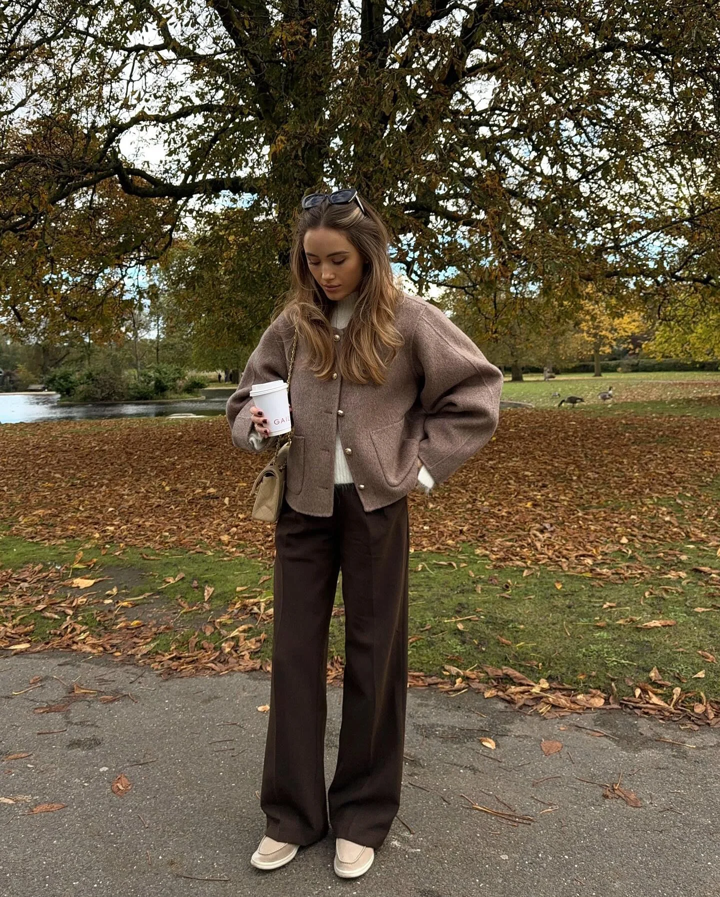 fall comfy outfits 2026 Warm Mocha Layers For Crisp Autumn Mornings