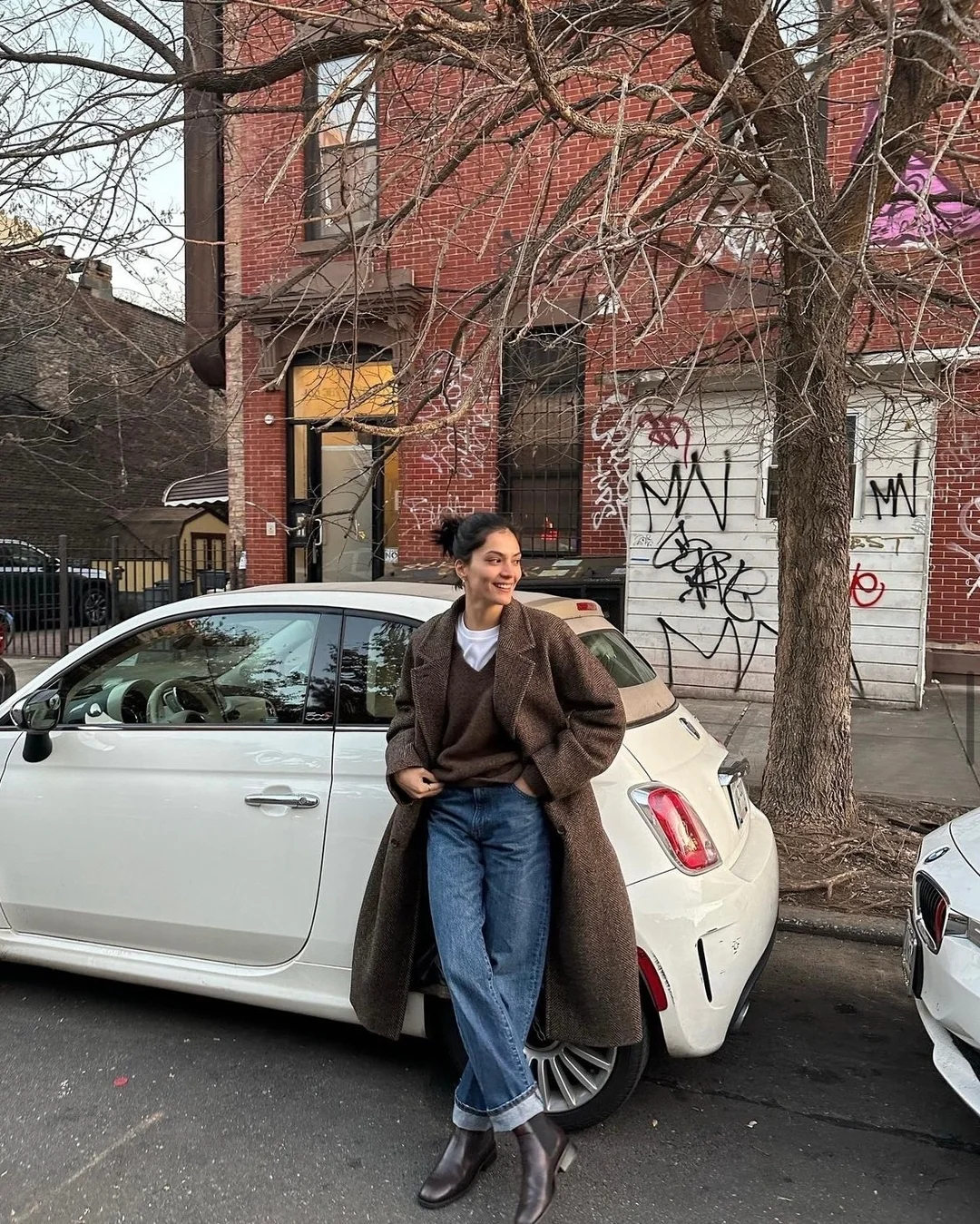 fall outfits with chelsea boots 2026 Brown Layers And Chelsea Boots For Cozy Urban Weekends