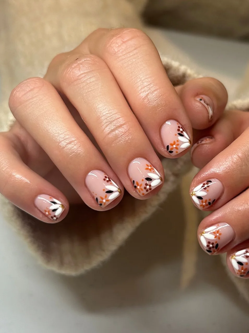september nail art ideas 2026 Soft Nude Floral Short Nails