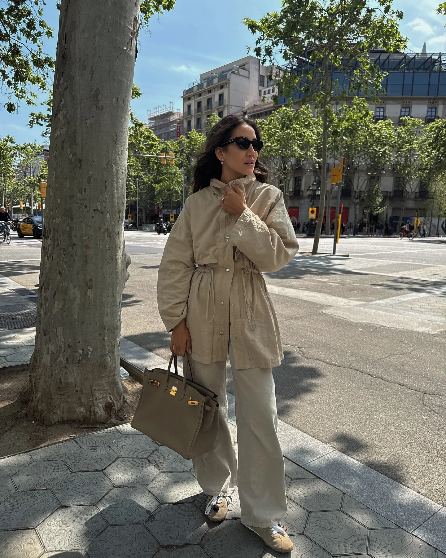 comfy fall outfits for lazy days 2026 Monochrome Neutrals For Quiet Luxury Comfort