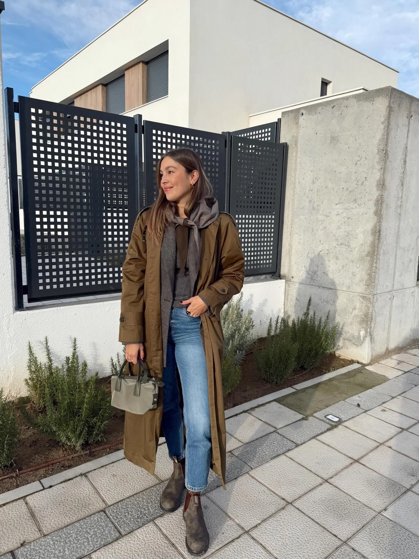 fall outfits with chelsea boots 2026 Olive Trench Layers With Denim For Cozy Weekend Walks