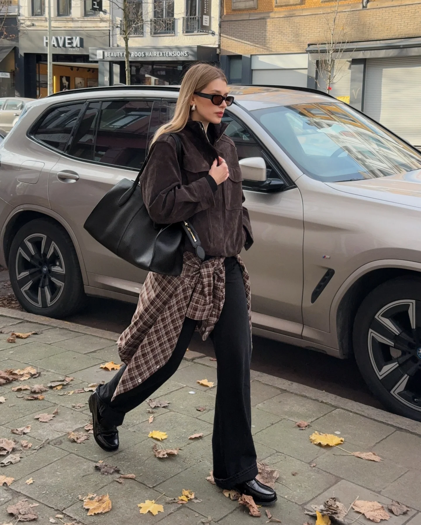 cute comfy fall outfits 2026 Modern Utility Layers With Relaxed Black Denim