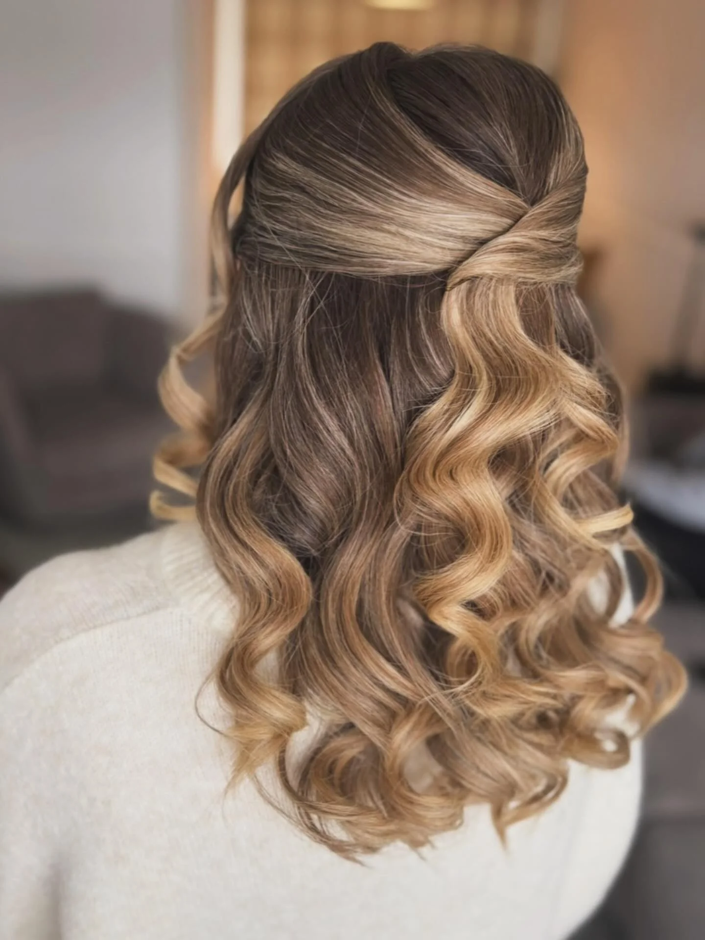 heatless curls hairstyle Elegant Twisted Half-Up Hollywood Waves