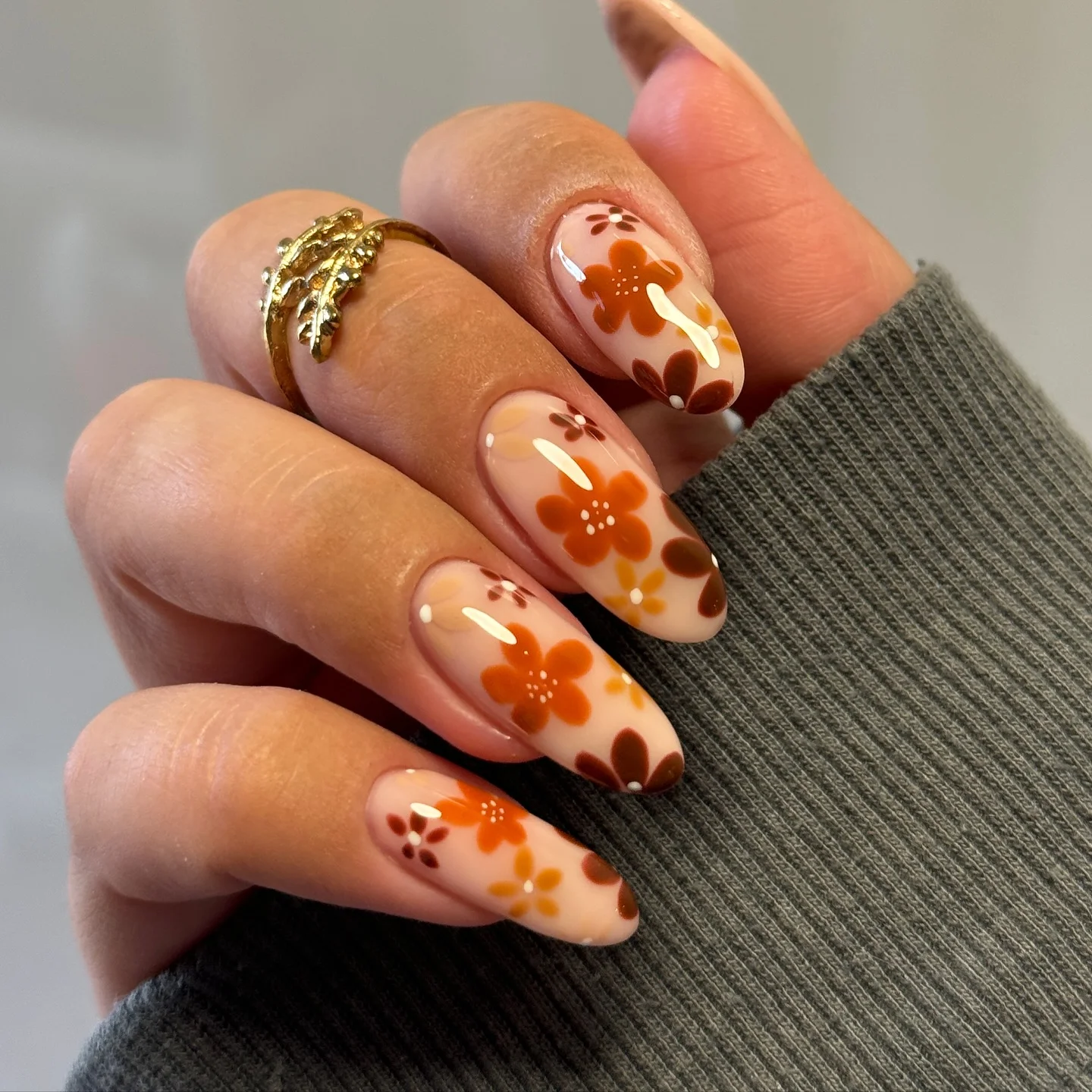 september nail art ideas 2026 Warm Retro Floral Almond Nails For Early Fall