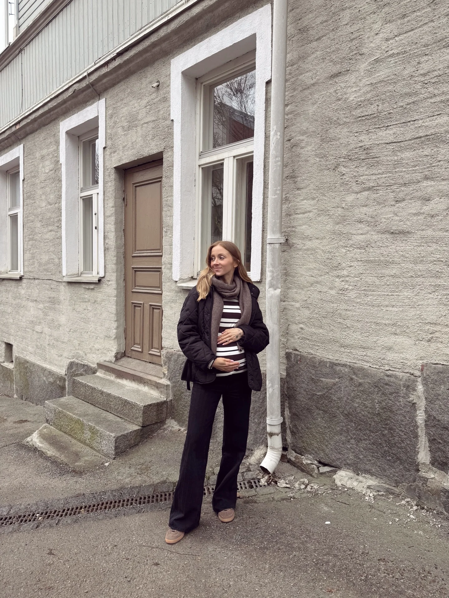 comfy pregnancy outfits for fall 2026 Layered Stripes And Quilted Jacket For Cool Autumn Days
