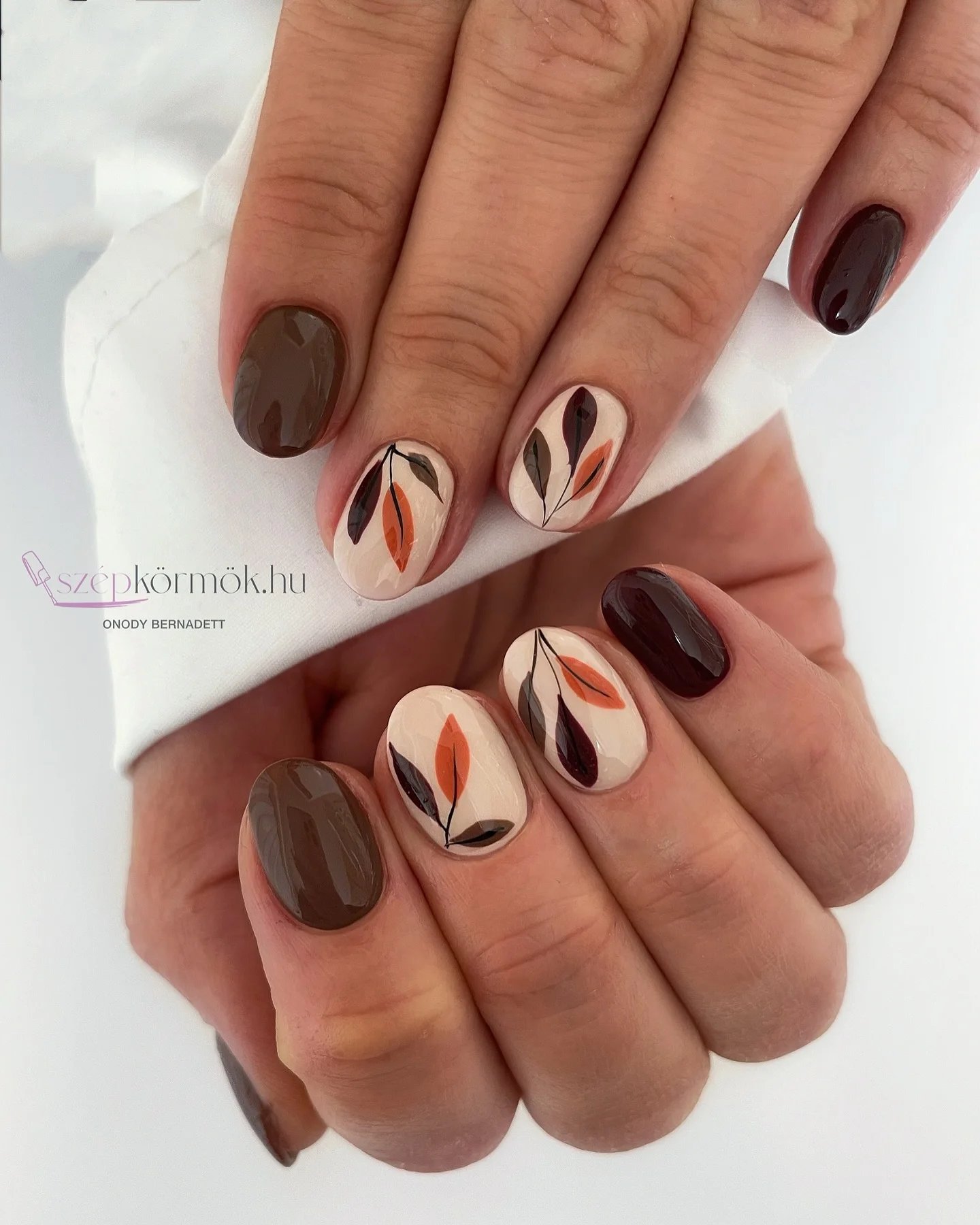september nail designs 2026 Abstract Autumn Leaves With Neutral Contrast