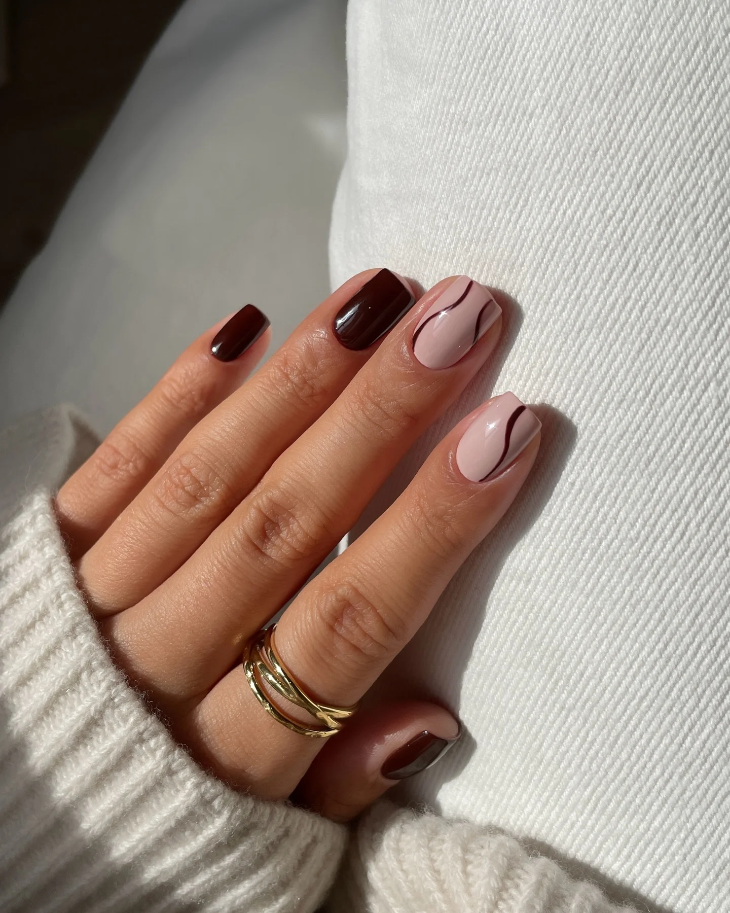 simple fall short nails Chocolate Brown And Blush With Delicate Curved Lines