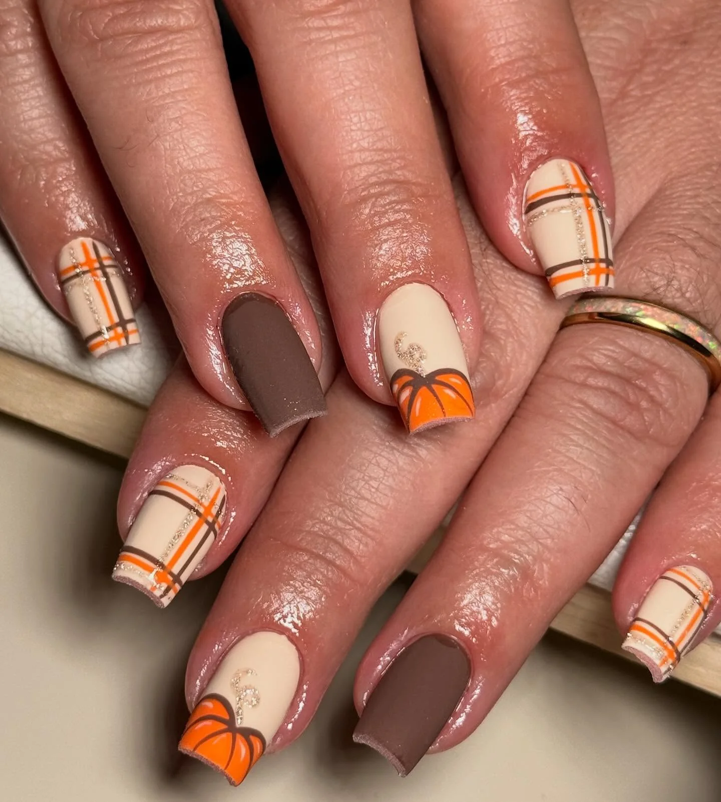 fall nails for tan skin tone Autumn Plaid Nails With Pumpkin Accent Tips