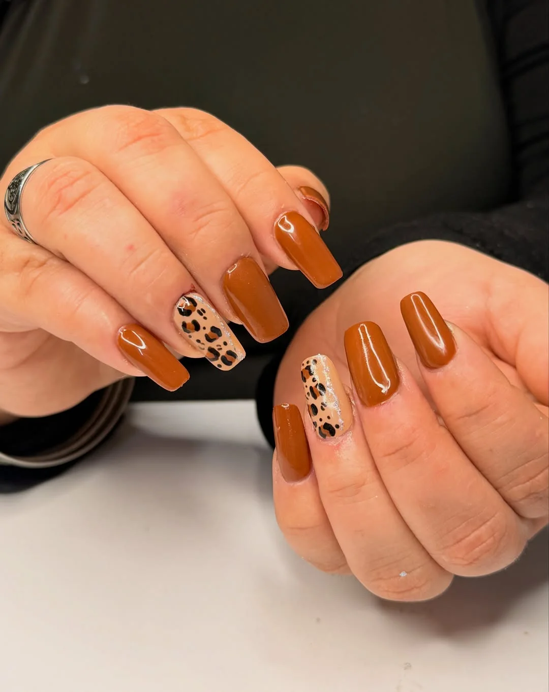 fall nails for fair skin tones Burnt Caramel With Leopard Accent Nails