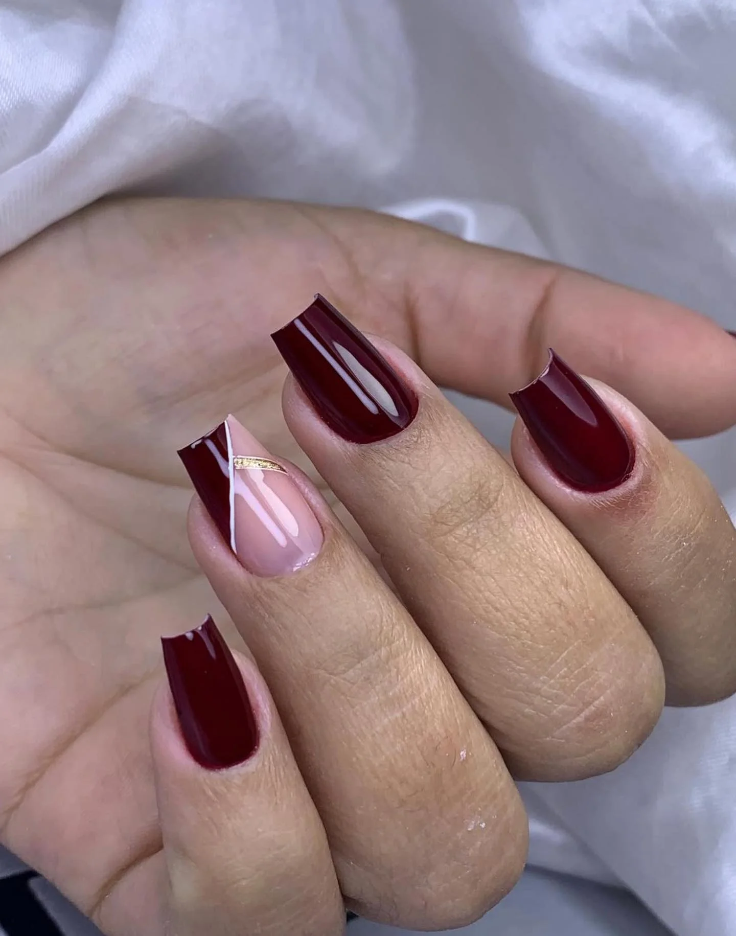 fall burgundy nails with design Modern Burgundy French Tip With A Minimal Gold Line