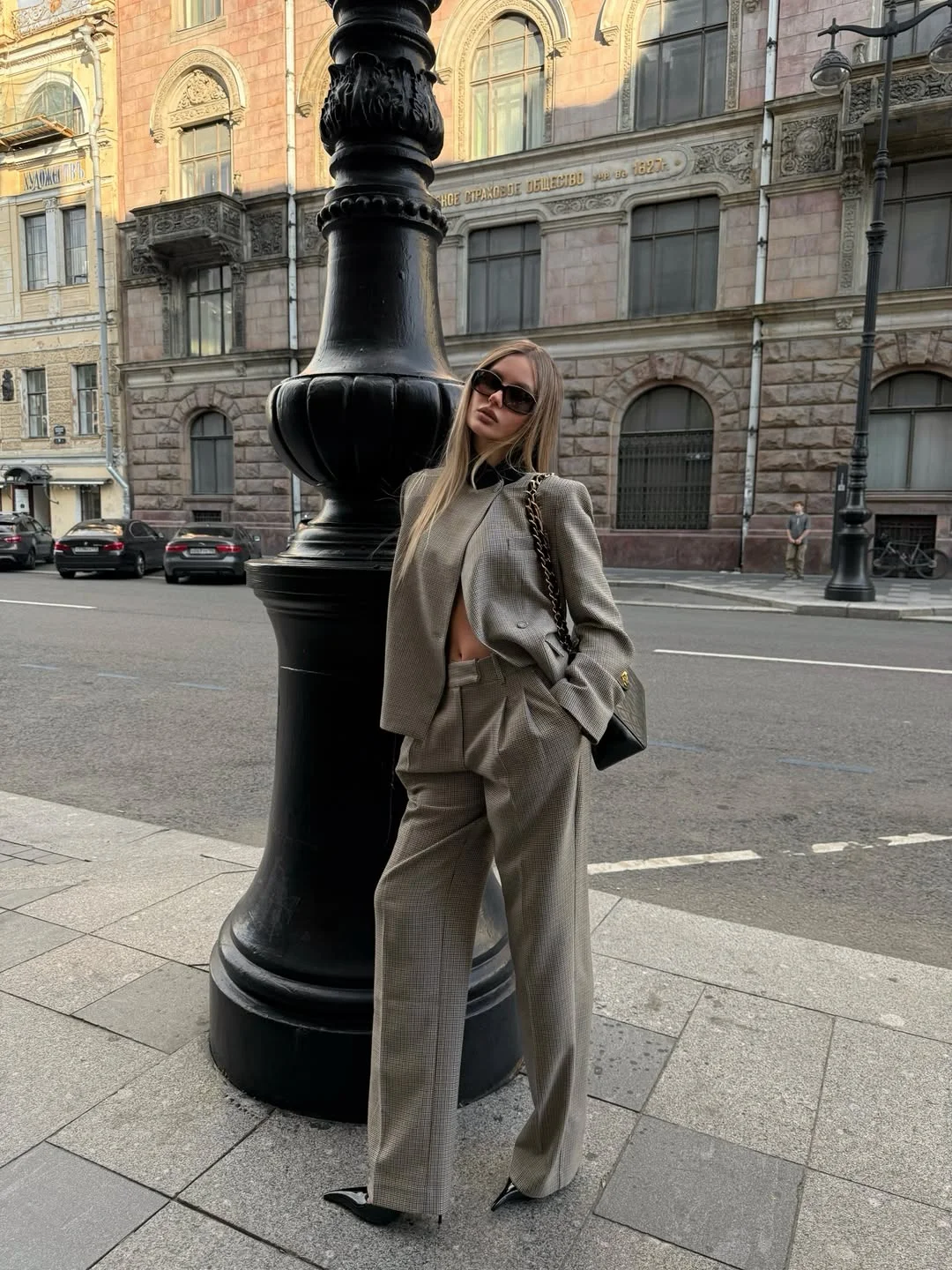 september fashion 2026 Tailored Gray Suit With A Barely There Waist