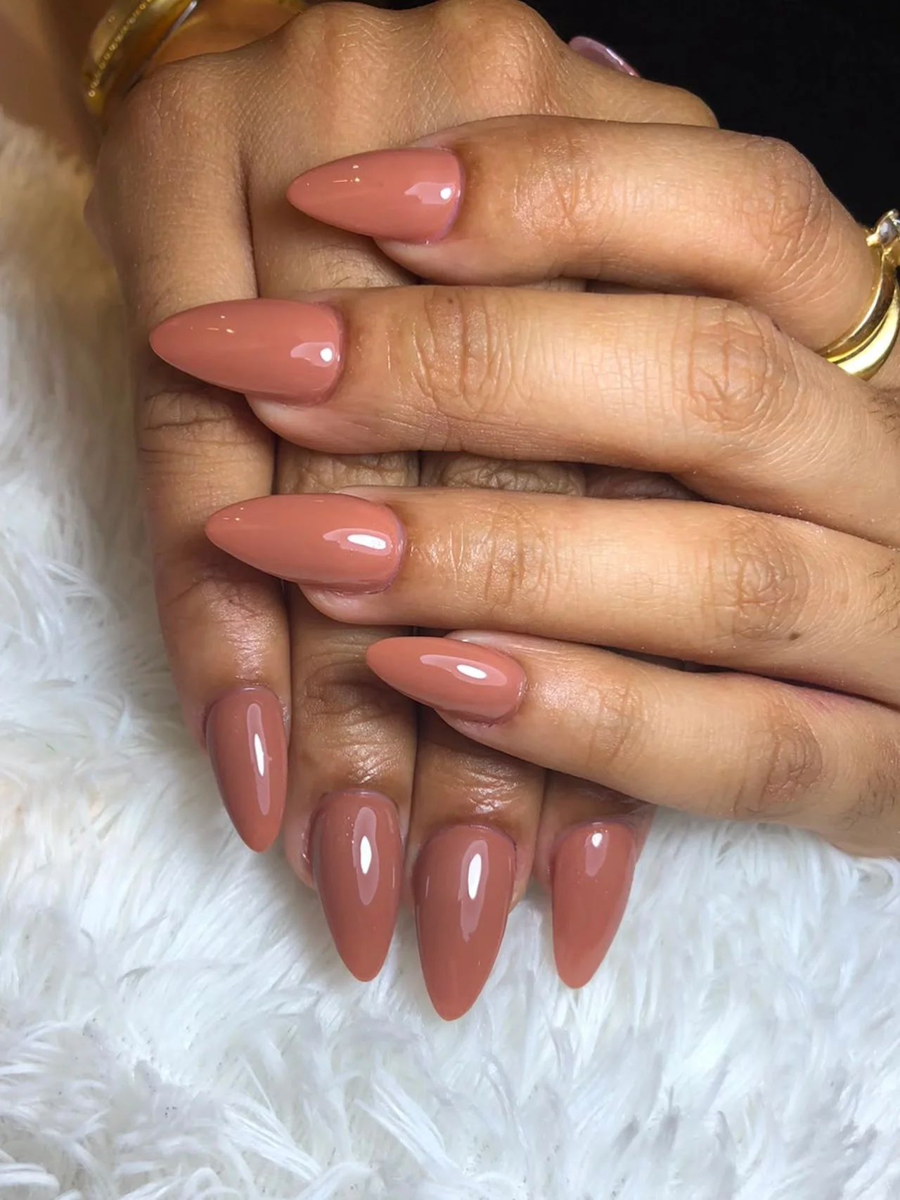 autumn nails color Glossy Dusty Rose Almond Nails With A Soft Fall Finish