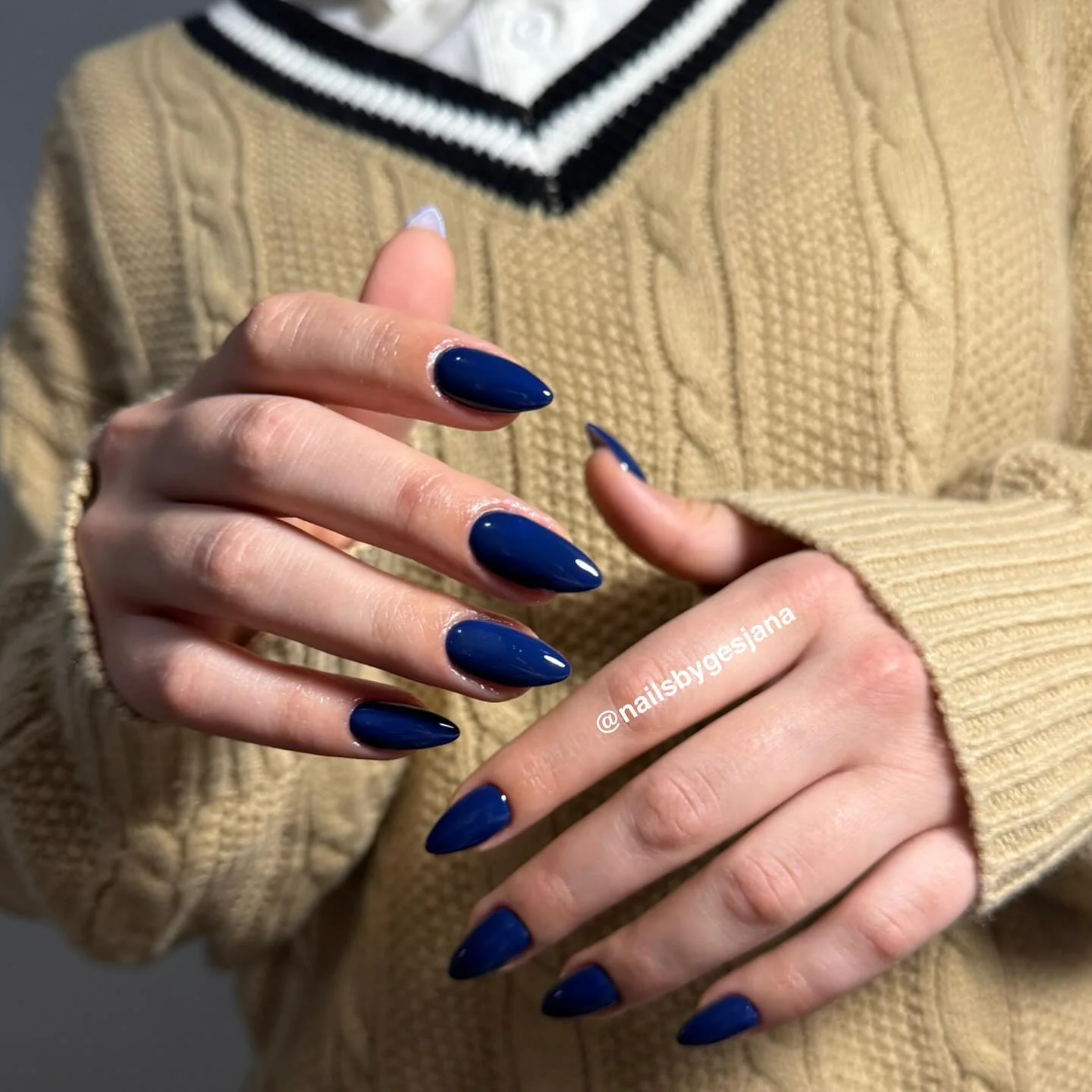 fall manicure colors 2026 Deep Navy Almond Nails With Classic Polish Drama