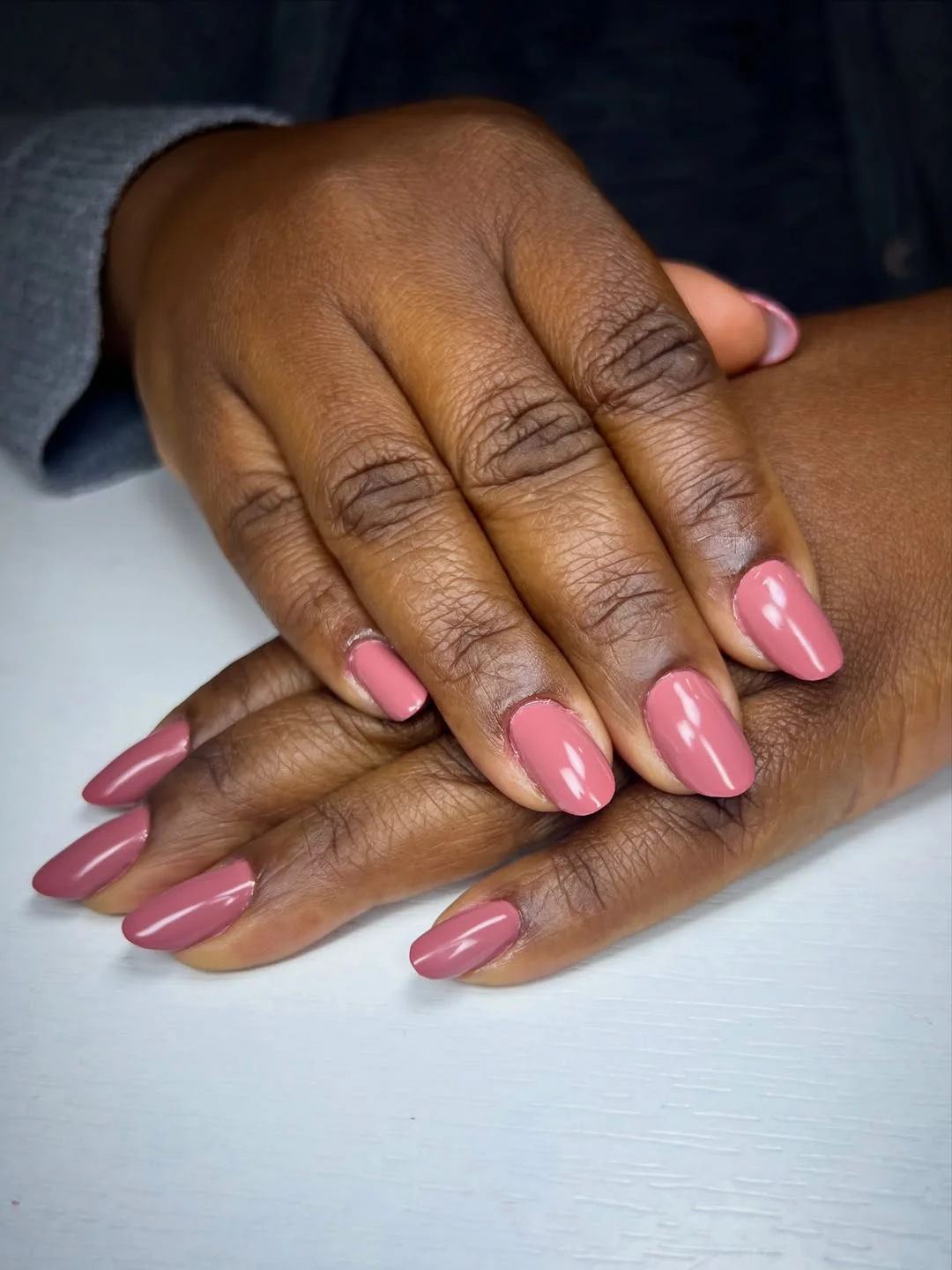 fall nails colors for dark skin Soft Pink For An Elegant Everyday Manicure