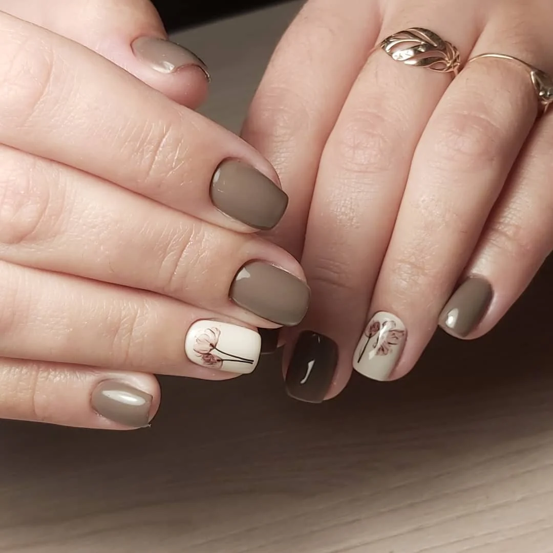 fall nails with autumn designs Taupe Florals With Chocolate And Cream