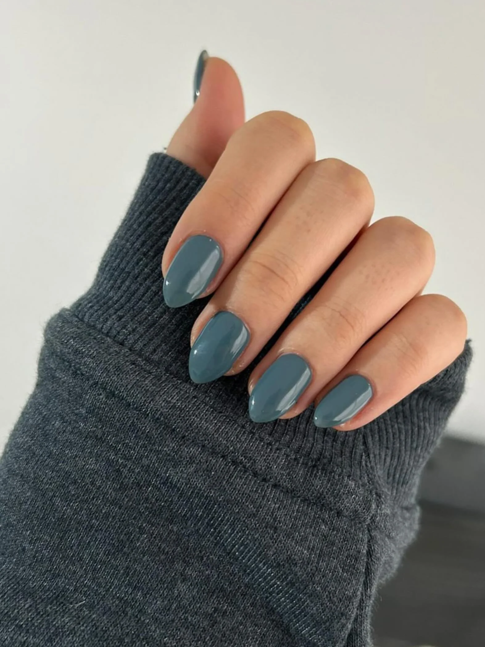 autumn nails color Muted Blue Gray Almond Nails With A Cool Autumn Mood