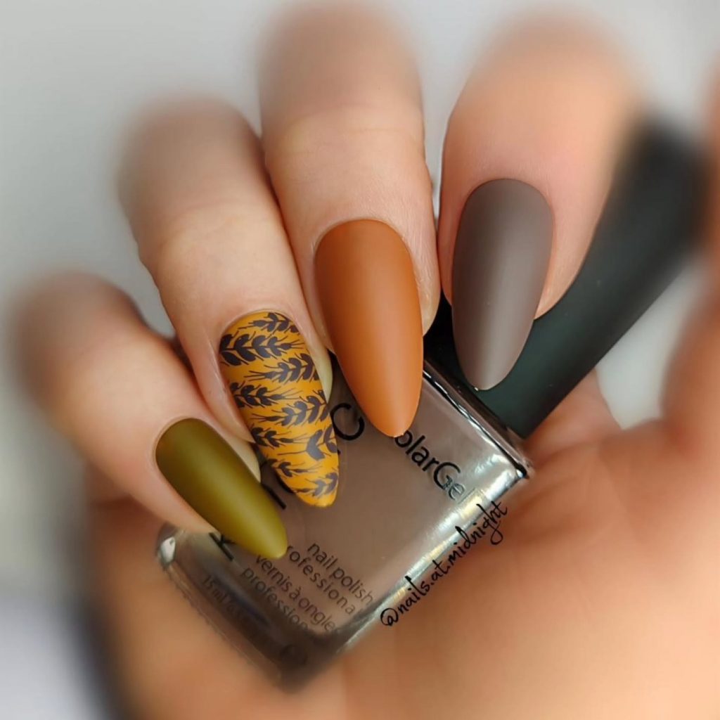 21 Fall Nail Art Ideas 2026: Cute Autumn Manicure Trends