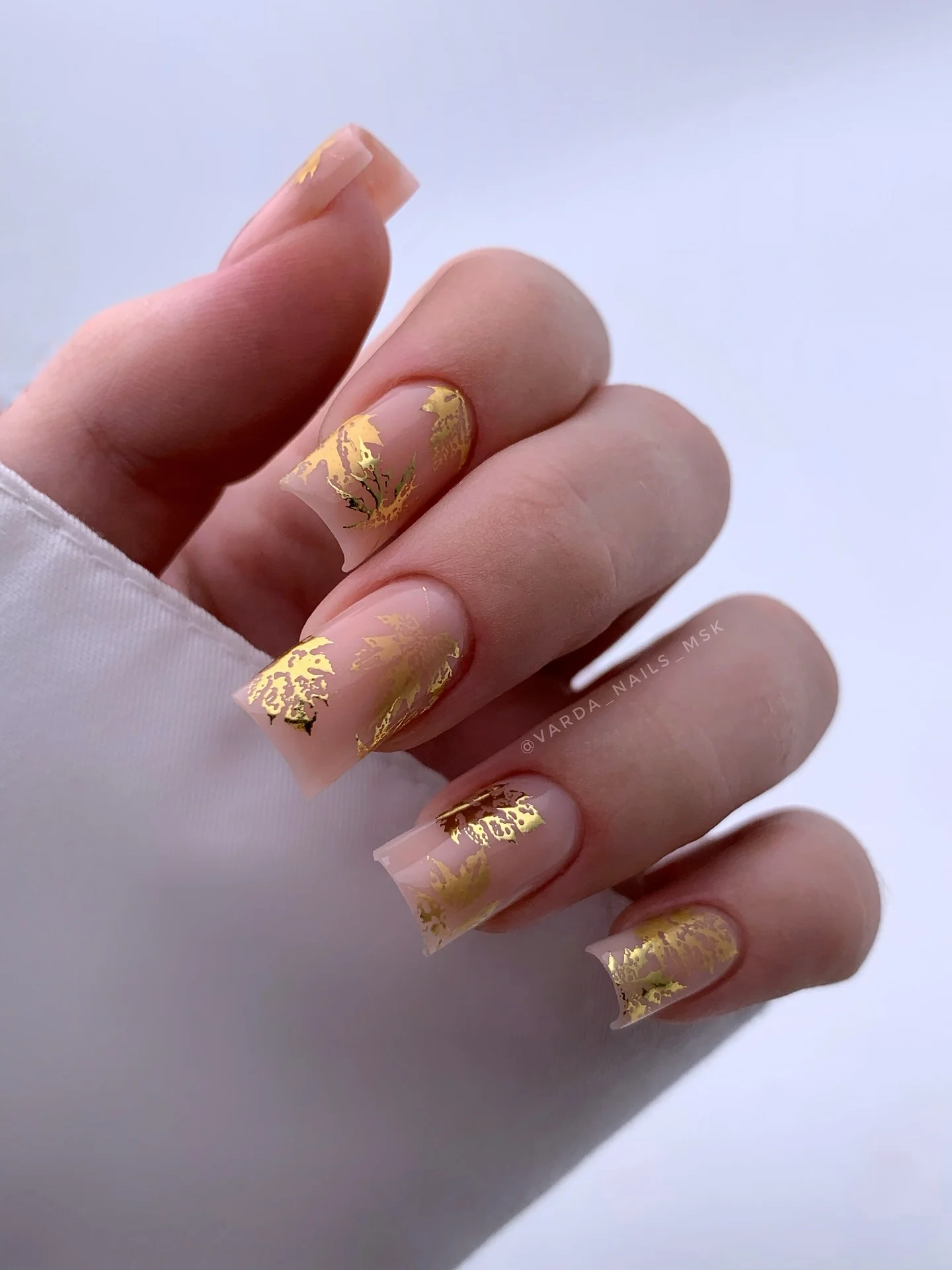 fall nails for fair skin tones 2026 Sheer Nude Nails With Molten Gold Foil