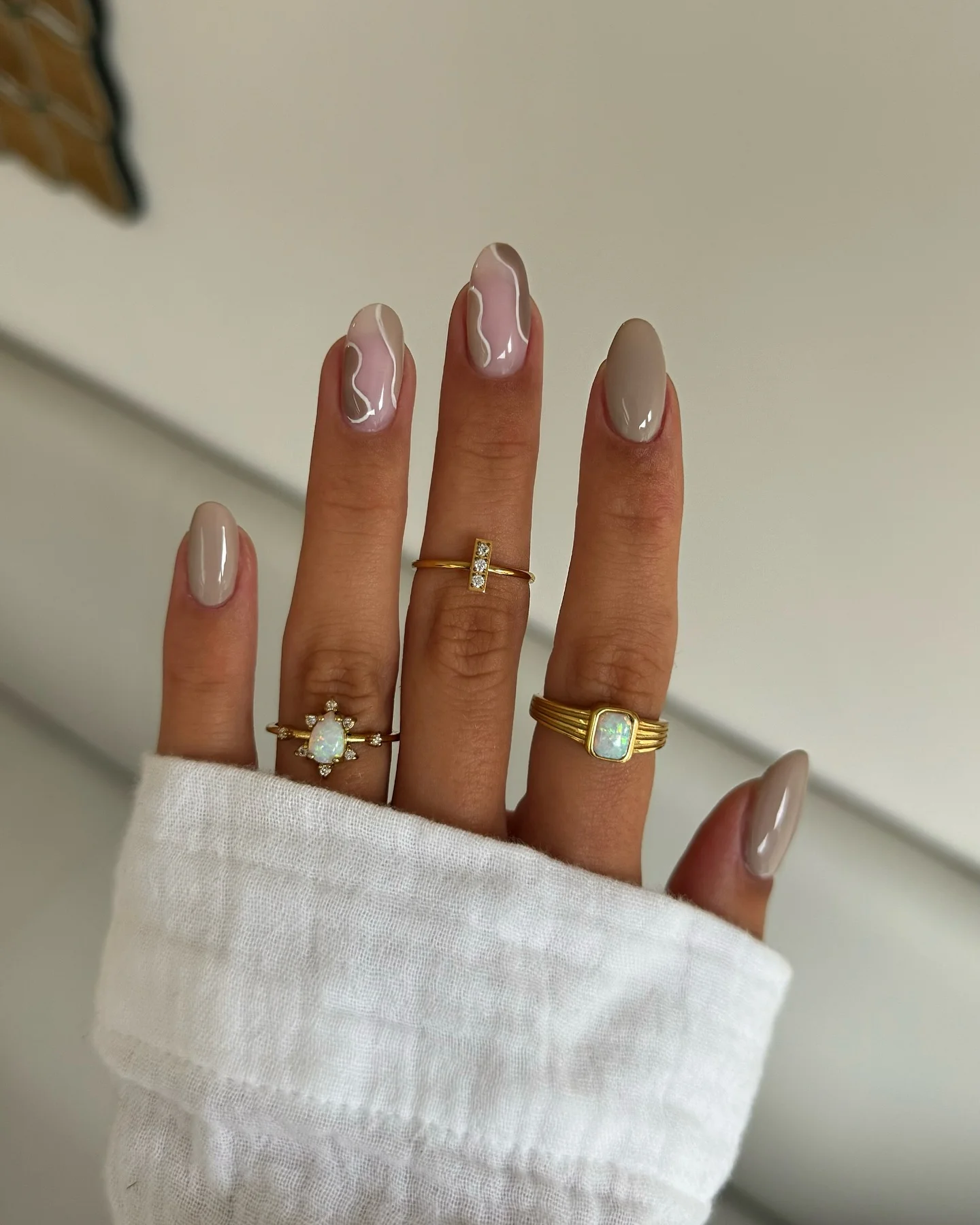 fall nails for medium skin tone Soft Nude With Organic White Lines