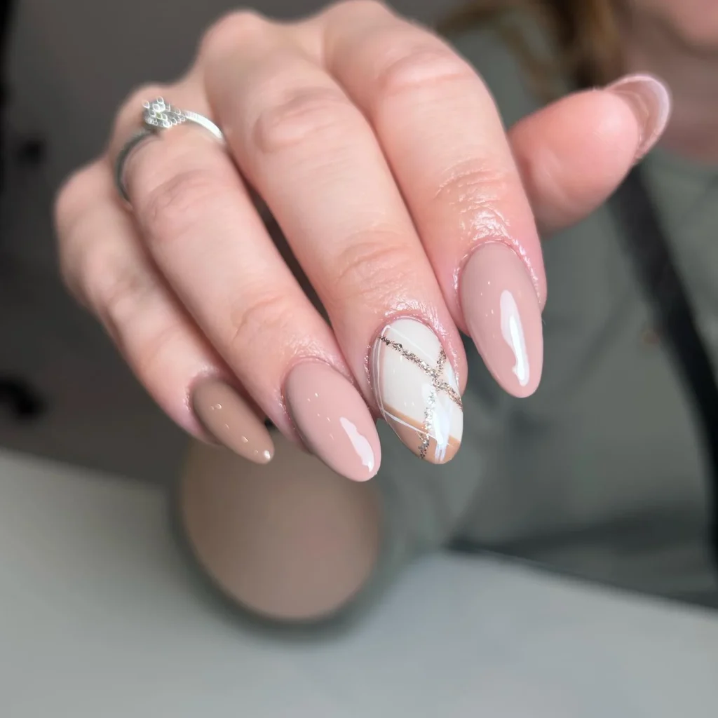 21 Fall Accent Nail Designs 2026: Chic Ideas For A Stylish Autumn Manicure