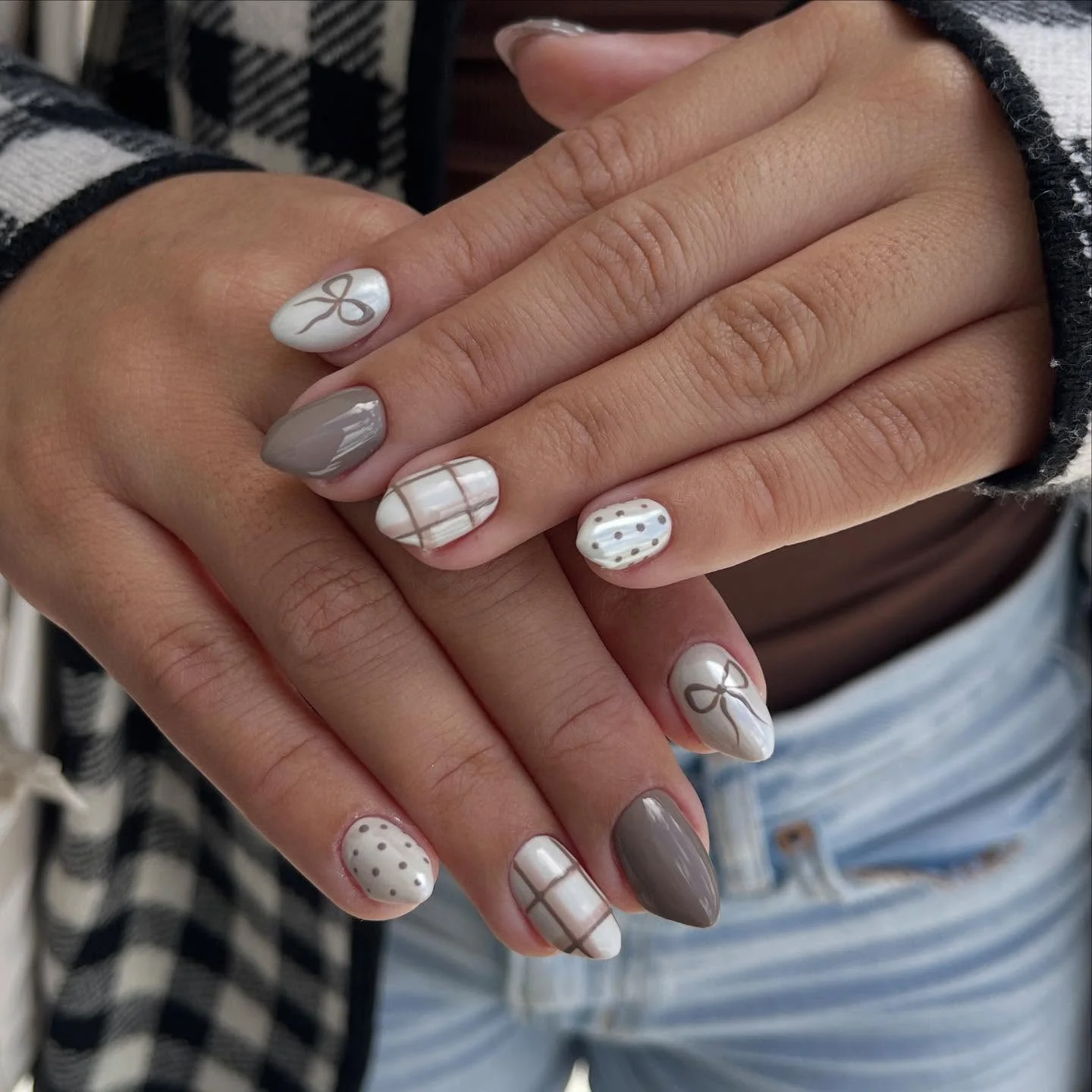 fall trendy nails 2026 Cozy Neutral Plaid With Delicate Bow Details