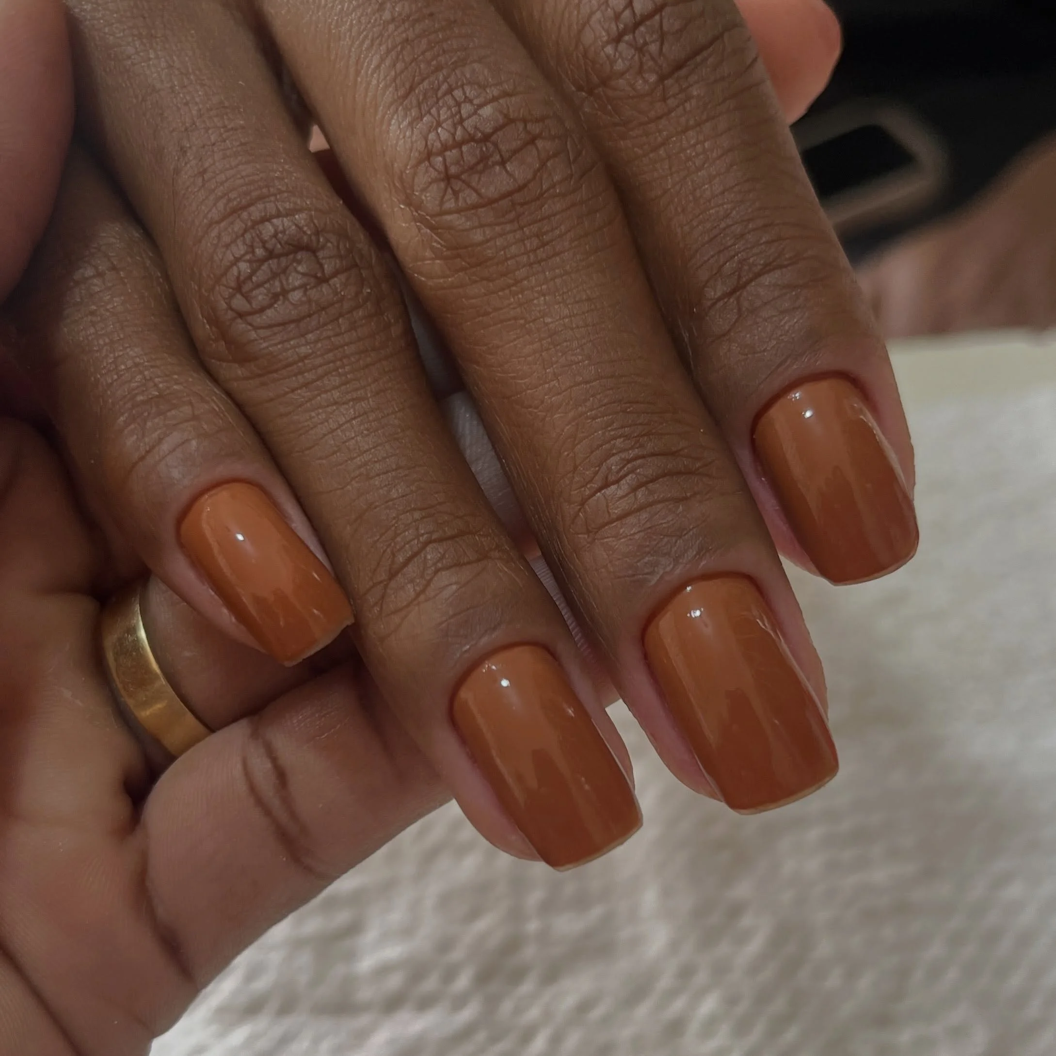 fall nails colors for dark skin Glossy Cinnamon For A Cozy Fall Statement