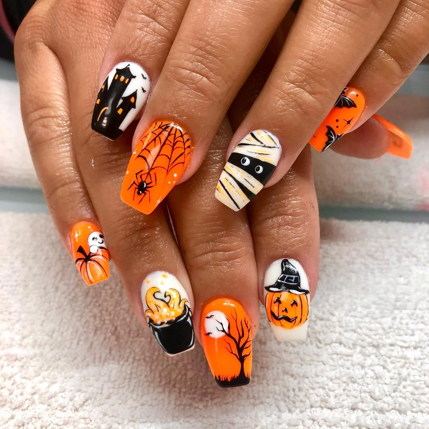 halloween nail art 2026 Classic Orange Halloween Storybook Nails