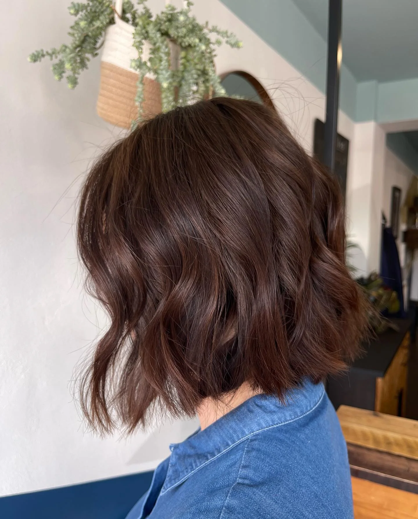 fall brown hair color ideas 2026 Rich Espresso Bob With Soft Movement