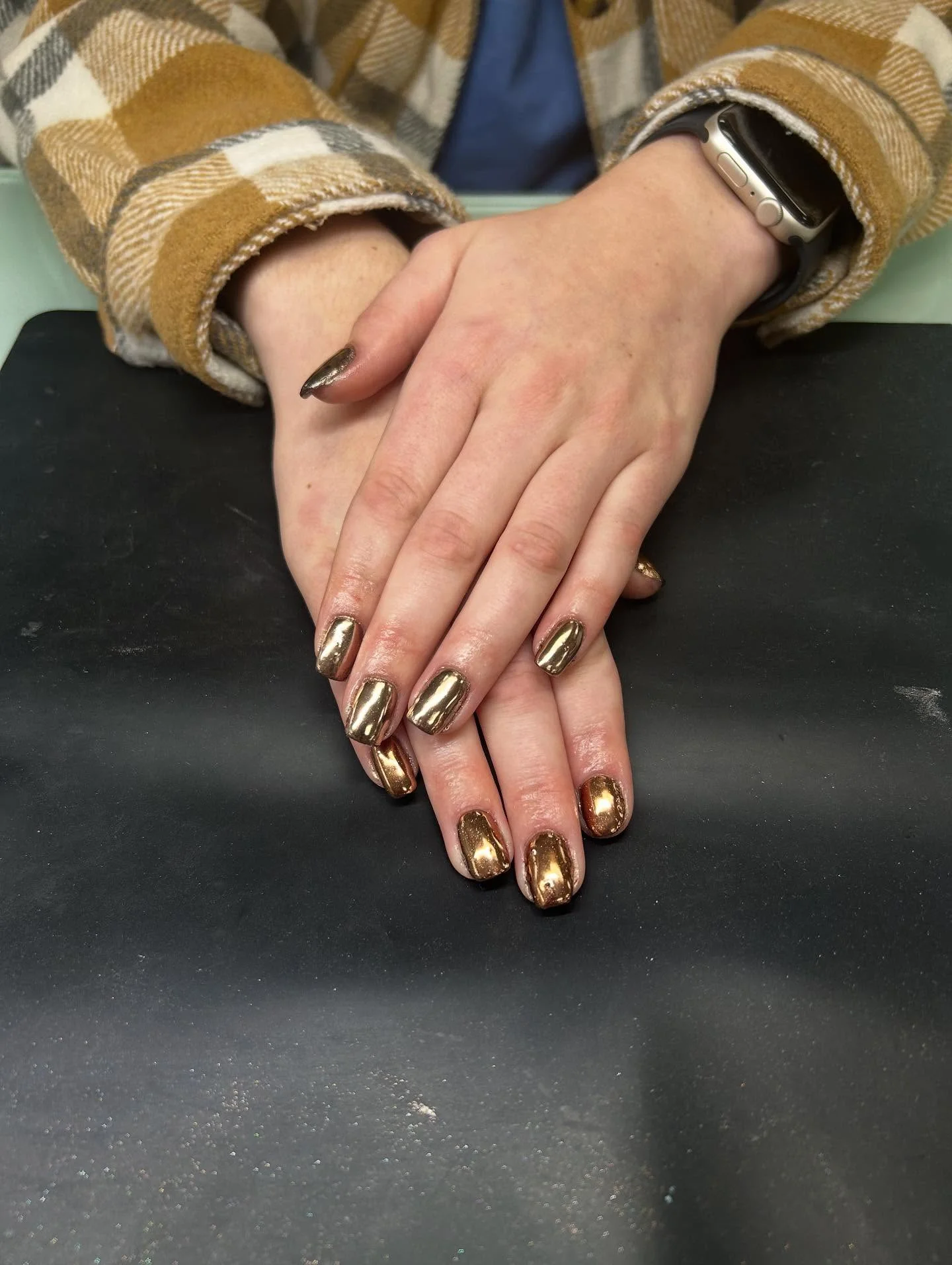 fall manicure colors 2026 Molten Bronze Chrome For Cozy Metallic Glamour